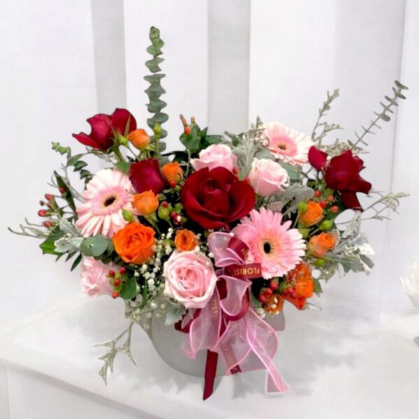 Gyna Flower Vase
