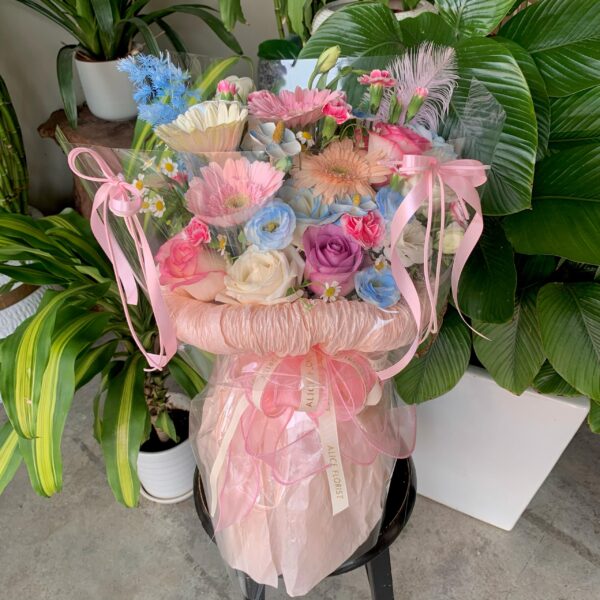 Dahlia - Mya Bouquet
