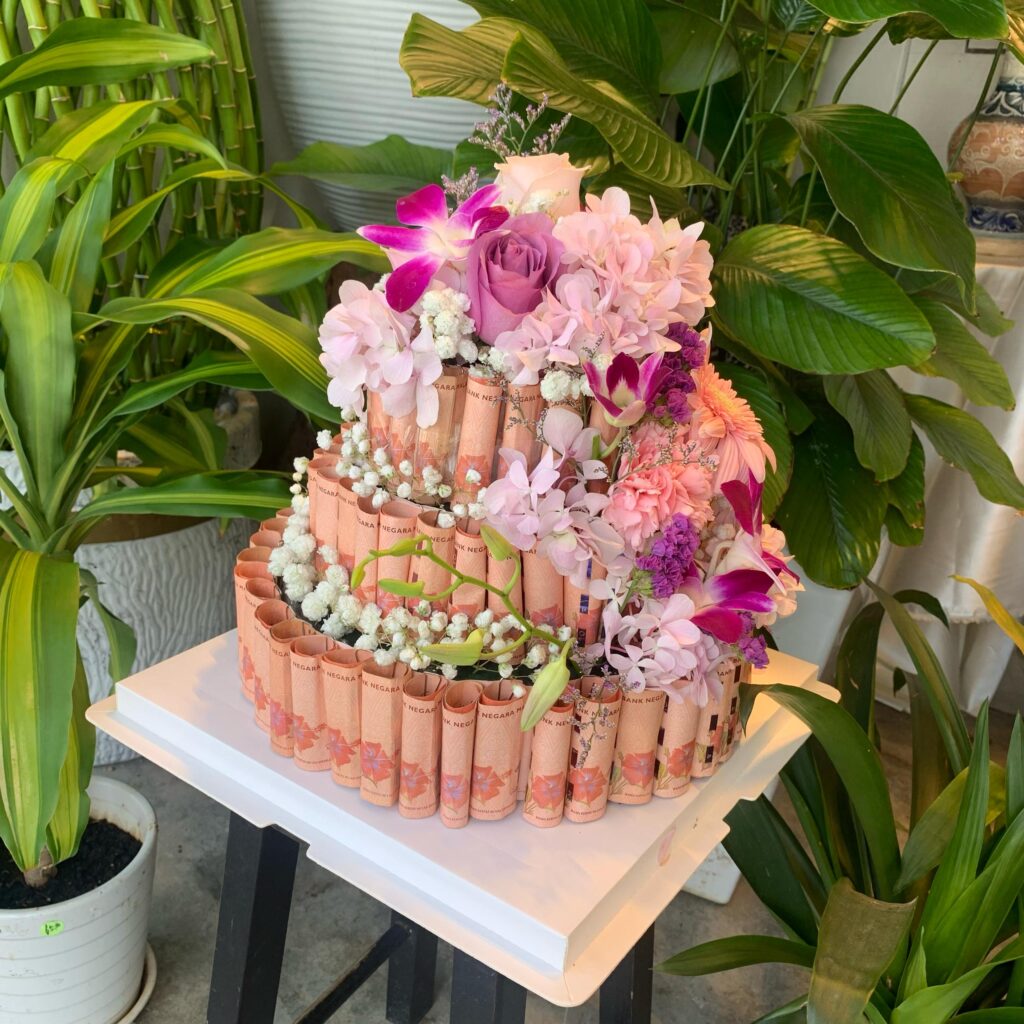 Morgan Money Flower Cake Gift Box (3 Layers) - Alice Florist Melaka