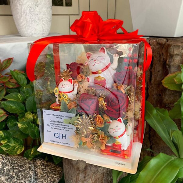 Lucky Charm with Fortune Cat Gift Box (Artificial) - Image 2
