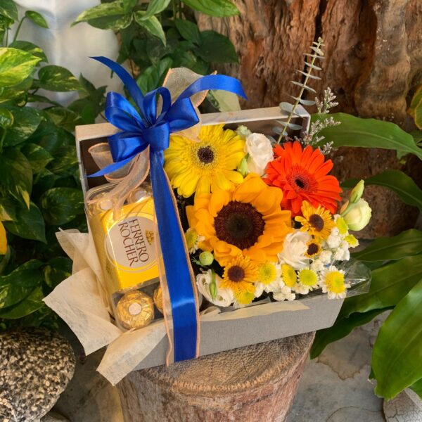 Arthur Floral Gift Box with Chocolate