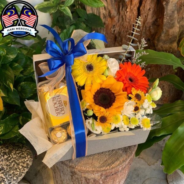 Arjuna Floral Gift Box with Chocolate