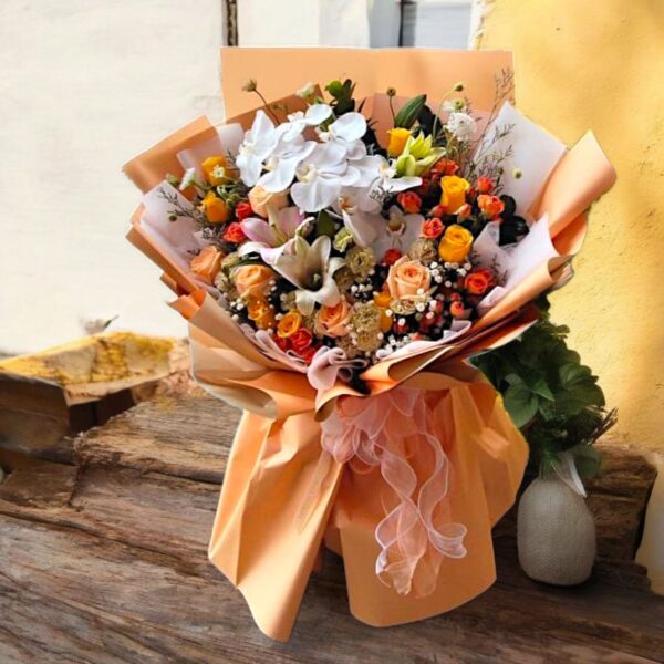 Graceful Blooms Bouquet (Pre Order) RM480