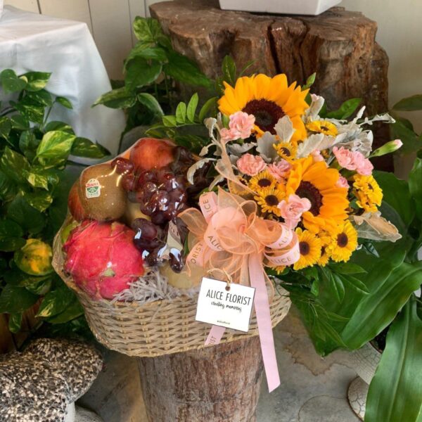 Edward Fruits & Flower Basket