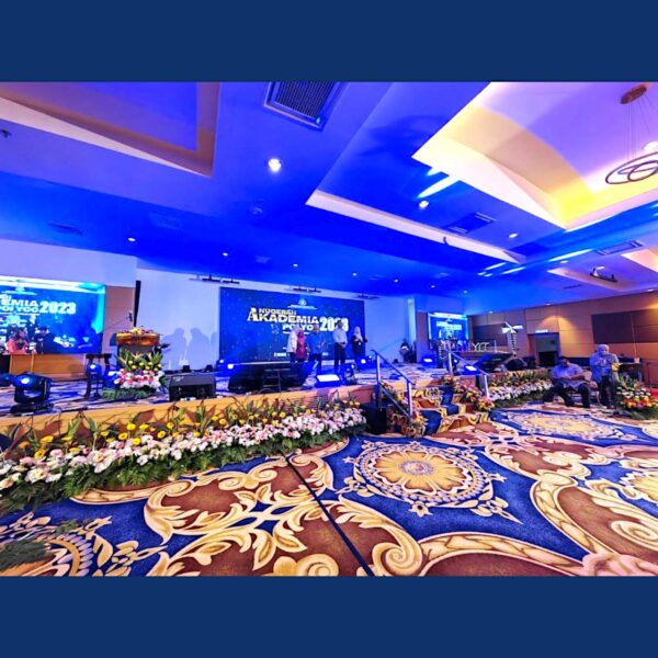 Best Student Award Ceremony Decor