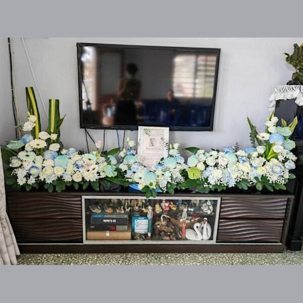 Memorial Service Decor