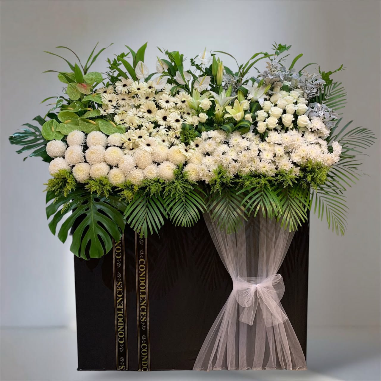 White Elegance Condolence Stand